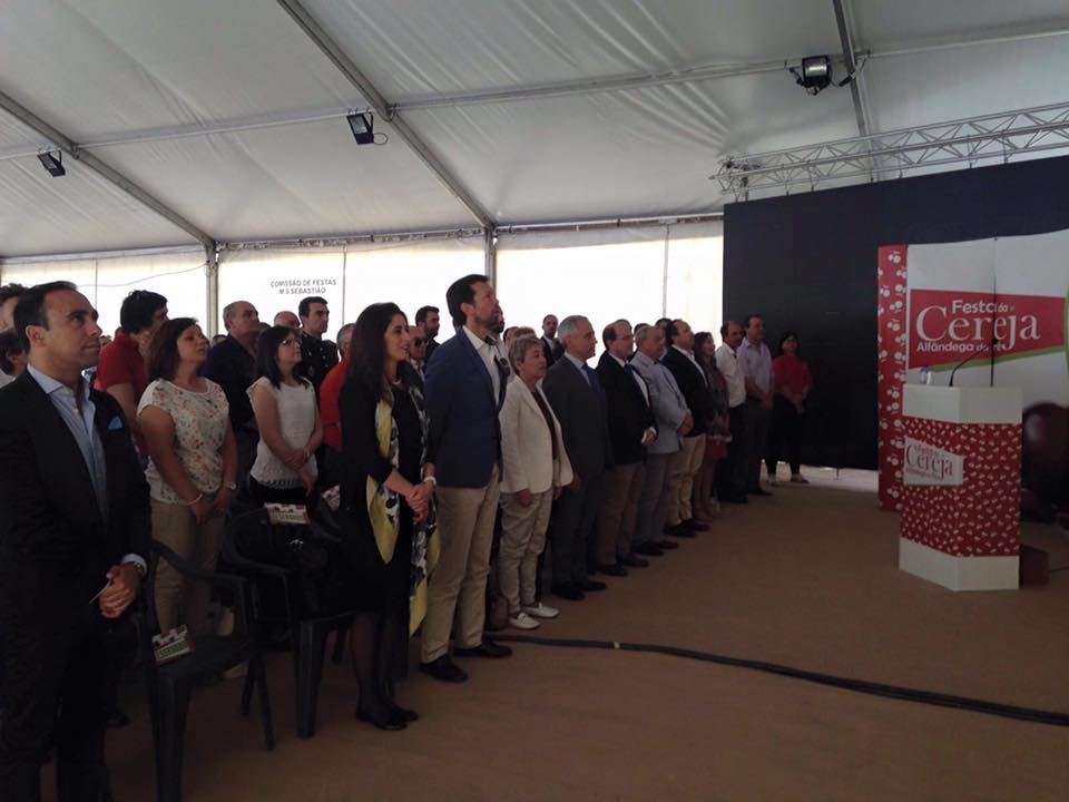 Abertura Oficial